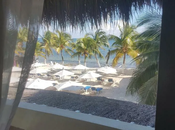 Amaris Beach Club Pensión 3*